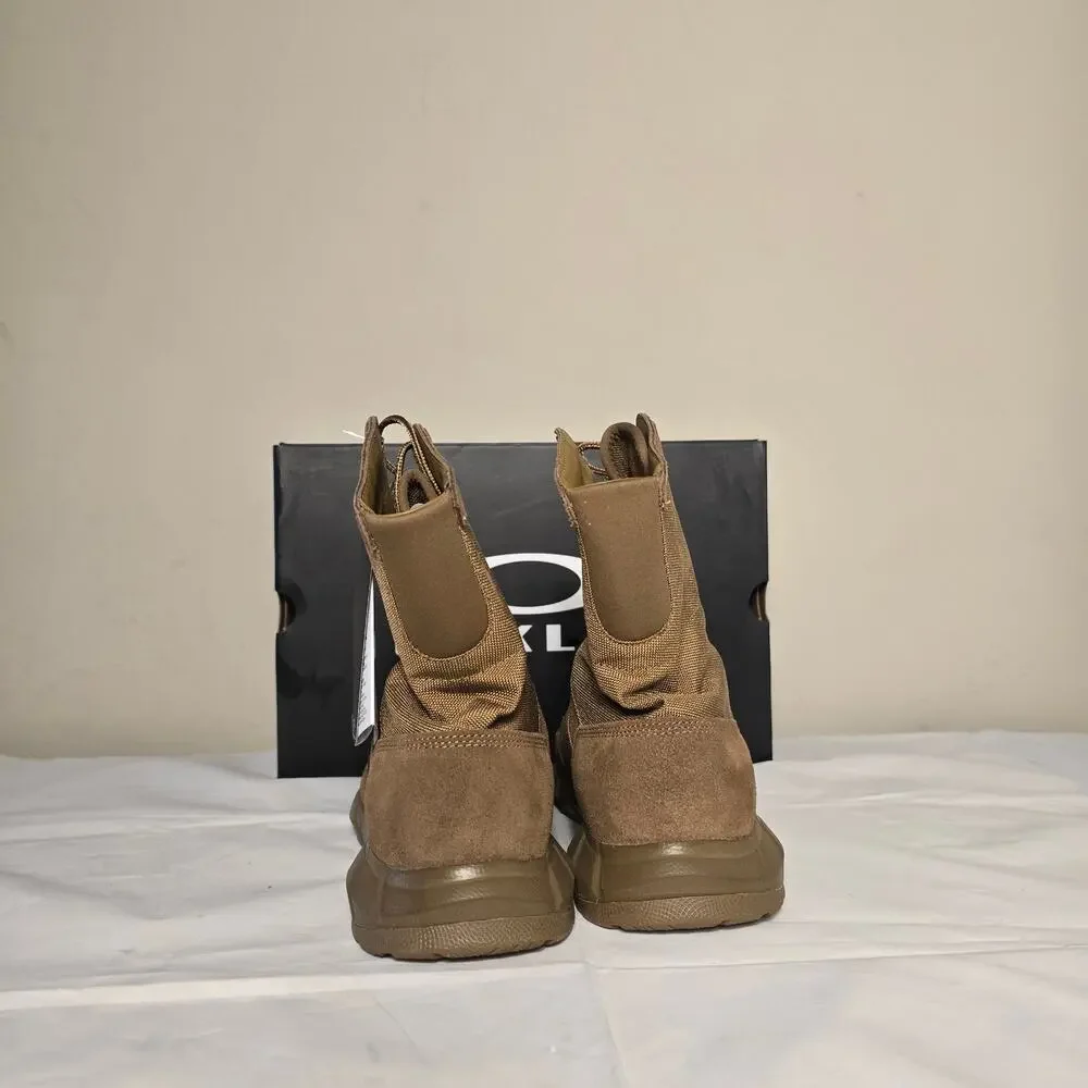 Oakley Mens 11 LT Assault 2 work boots new in the box color coyote.